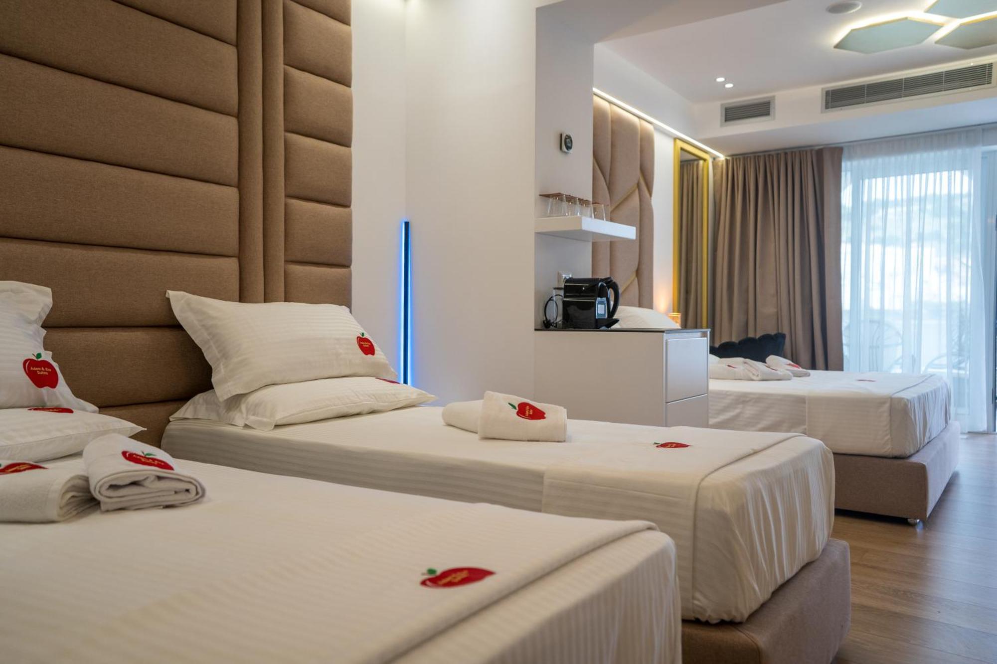 Adam & Eve Suites Sarandë Exterior foto